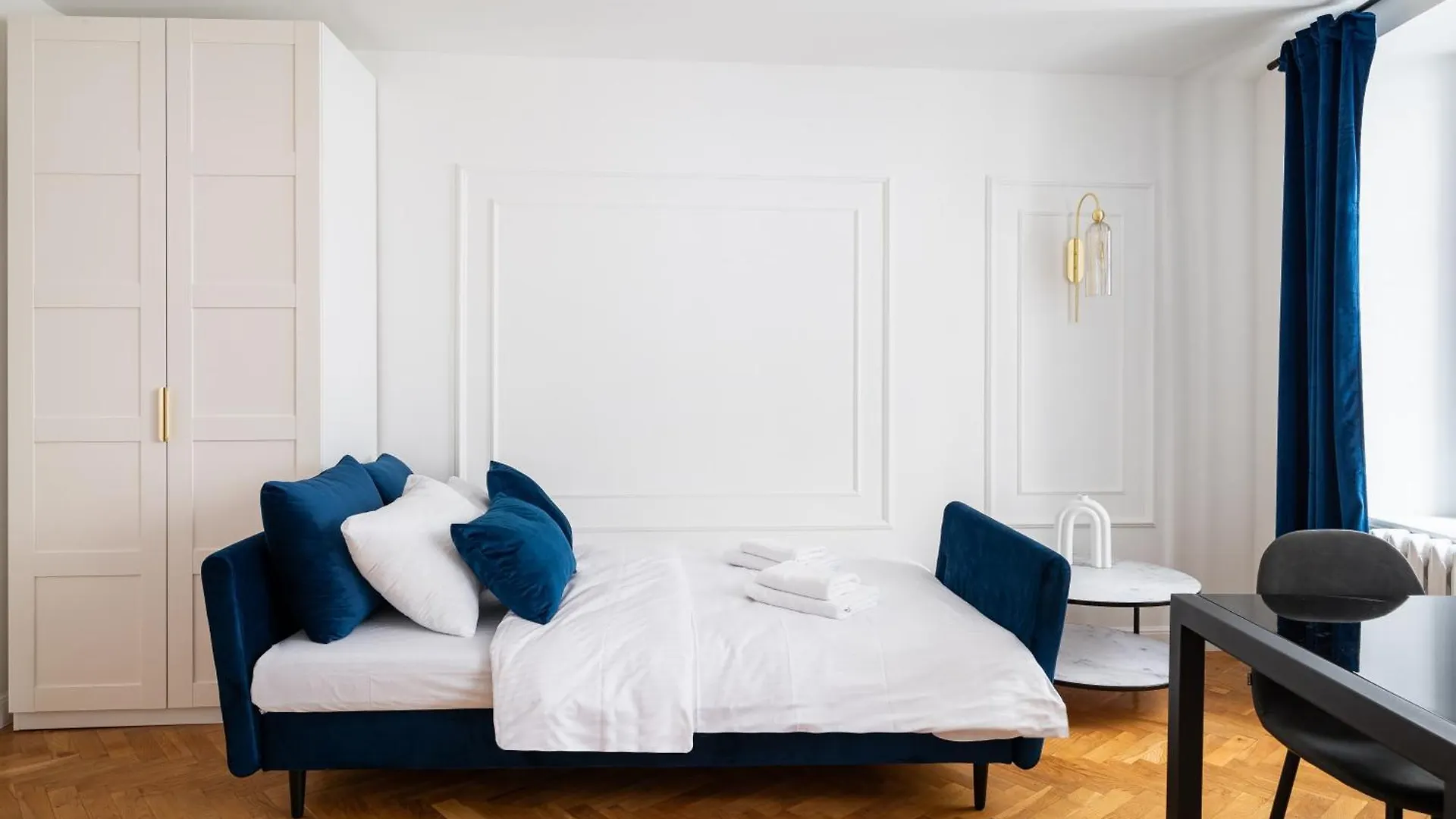 Apartment Szpitalna City Centre Studio Warsaw