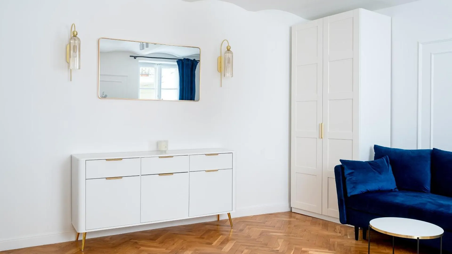 Szpitalna City Centre Studio Varšava 0*,